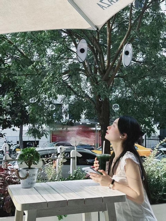 人设智能体封面